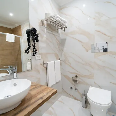 Elite Bed & Breakfast 4*