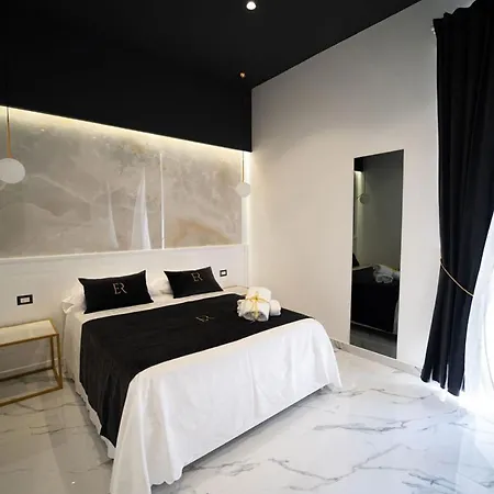 Elite לינה וארוחת בוקר נאפולי